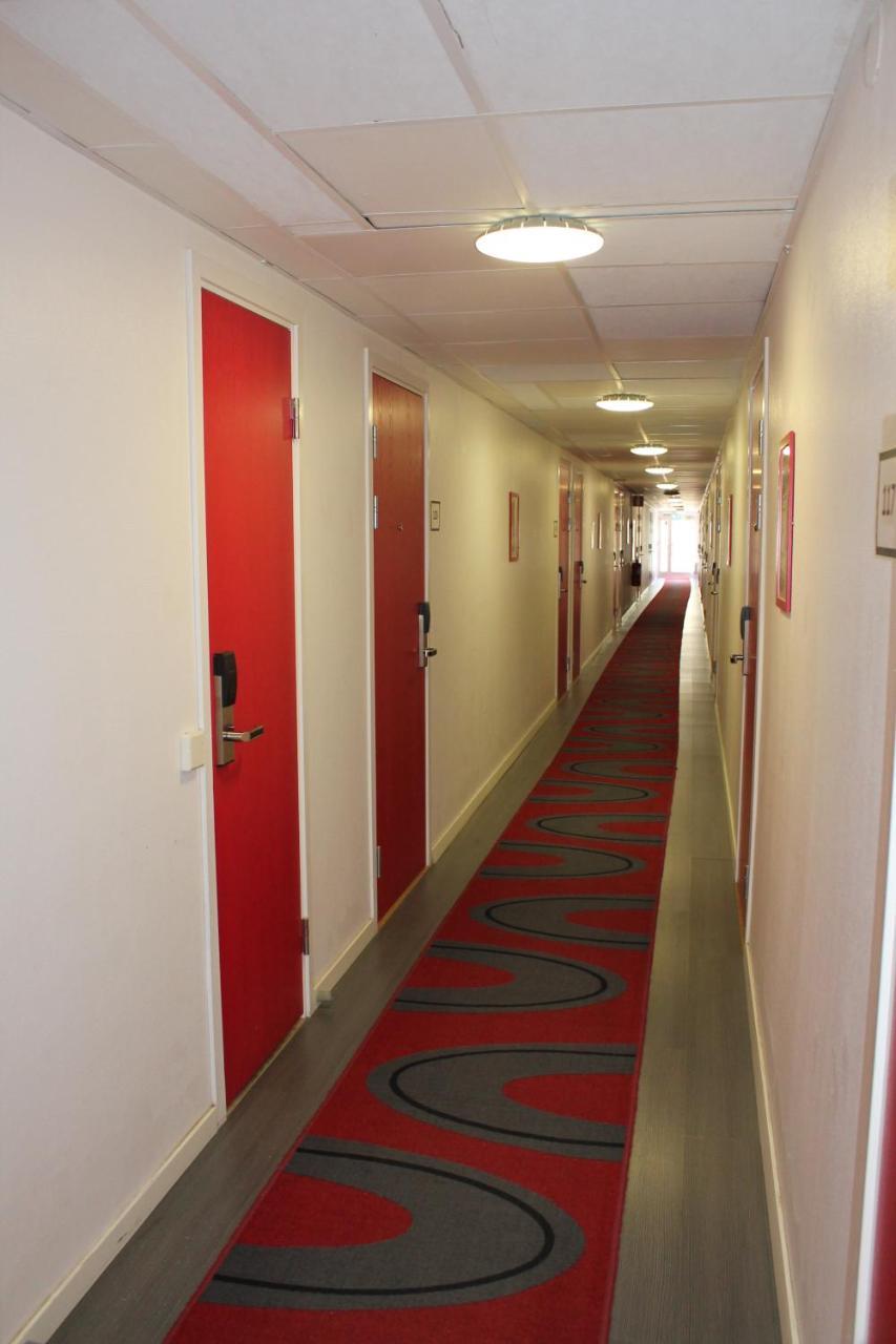 Sure Hotel By Best Western Vilsta Sporthotell Eskilstuna Exterior photo
